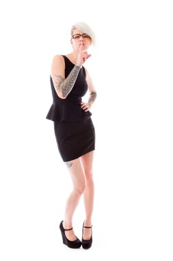 dudaklarında parmak ile model