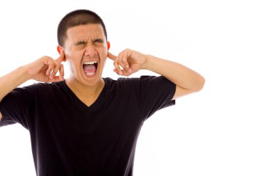 parmak ile kulakları tıkalı modeli