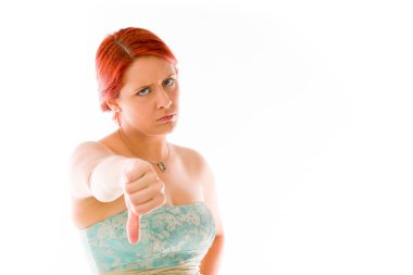 Başparmak aşağı gösteren olumsuz model