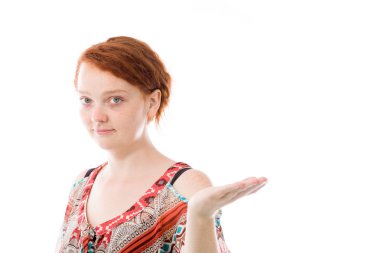 El ile vitrine sunulması modeli