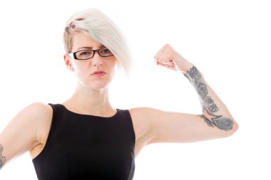 Güçlü model kol curl ile