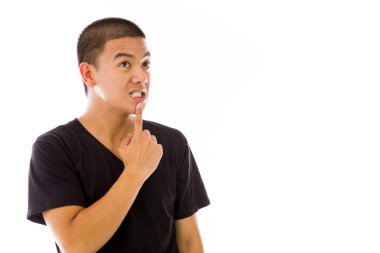 Çene üzerinde el ile modeli düşünme