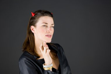 Şans getirmesi için dua ile model