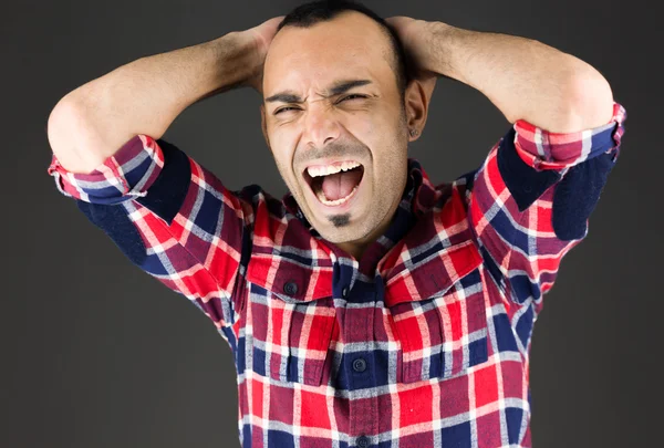 Modello stressato e tirando i capelli — Foto Stock