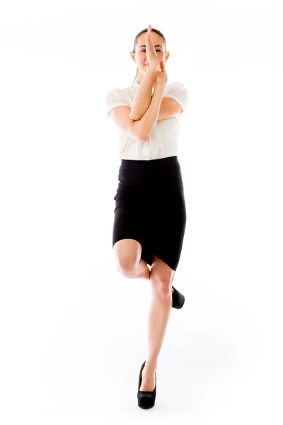 Modell avkopplande i yoga position — Stockfoto