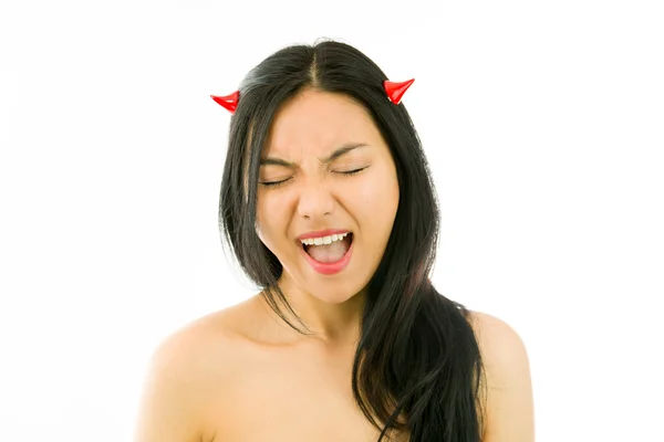 Teufelsseite einer jungen nackten asiatischen Frau, die aufgeregt aussieht — Stockfoto