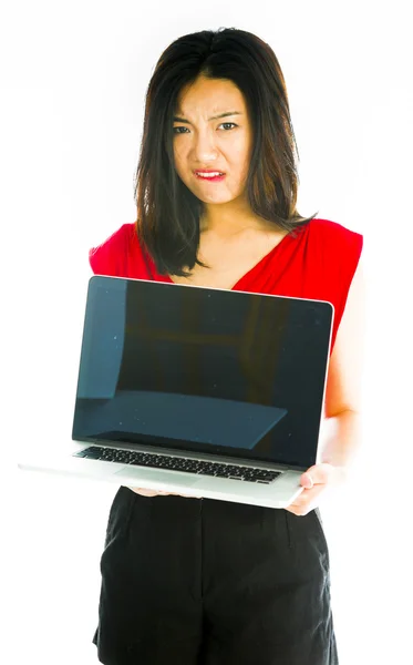 Verkoopster tonen een laptop — Stockfoto