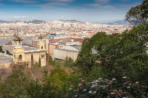 Verhoogde uitzicht over een stad, Barcelona, Catalonië, Spanje — Stockfoto