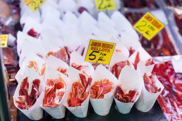 Jambon piyasa ahır Satılık — Stok fotoğraf