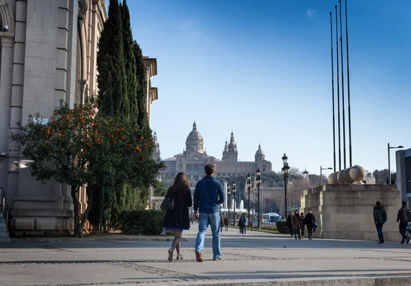 Turystów w Museu Nacional Dart de Catalunya — Zdjęcie stockowe