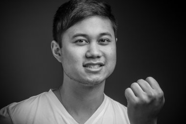 Modeli zafer zafer ile yumruk kadar