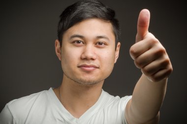 Model gestuirng başparmak tabela