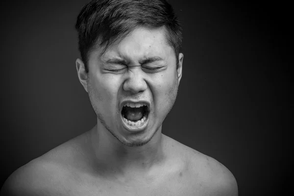 Modelo furioso gritando — Foto de Stock