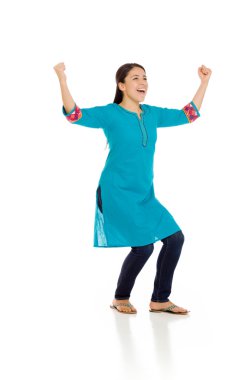 Hava silah modeli mutlu kaldırdı