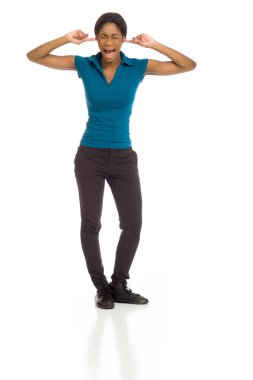 parmak ile kulakları tıkalı modeli