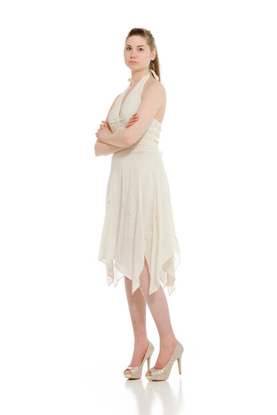 Успешная модель с скрещенными руками
