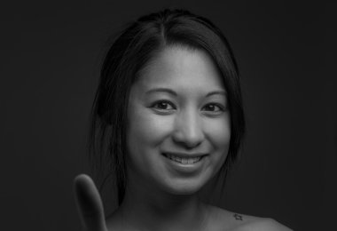 Modeli el başparmak tabela