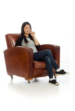 Gergin ısırma çivi model