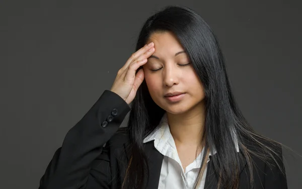 Modelul sufring de la dureri de cap — Fotografie, imagine de stoc