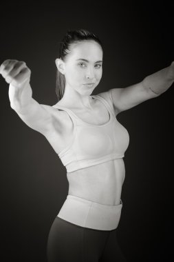 Model el başparmak aşağı