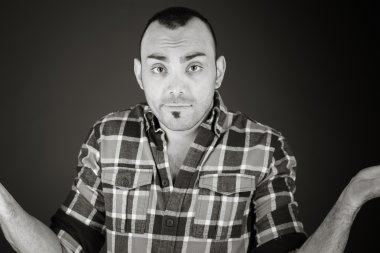 Şaşkın veya karışık modeli kaybetti