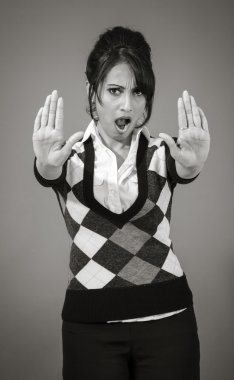 İşkadını yapma dur jest ellerimden