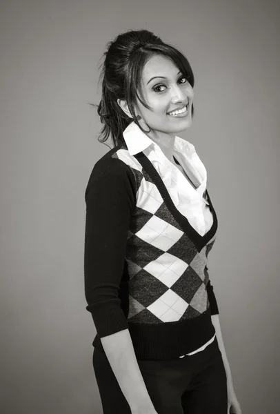 Businesswoman smiling at camera — Stock Photo, Image