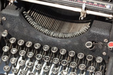 Bit pazarı Satılık antika daktilo 