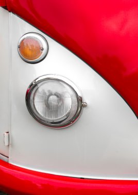 Parlak klasik eski model araba Far