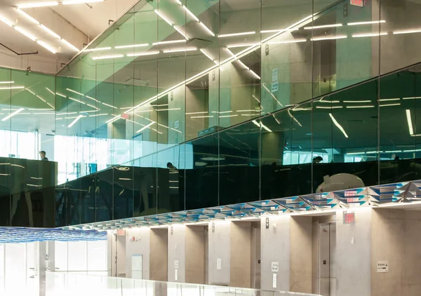 Departure lounge at the airport — Stock Photo, Image