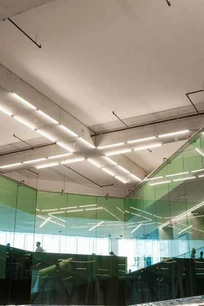 Sala de salidas en el aeropuerto — Foto de Stock