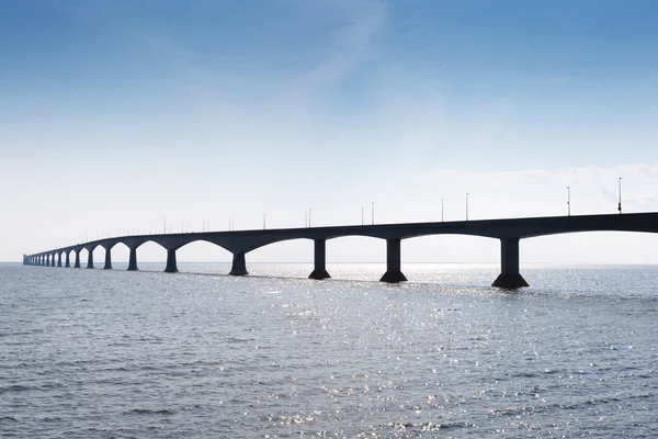 Pont de la Confédération avec ciel clair — Photo