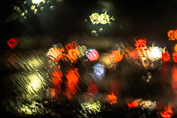 Природні Боке Фар Автомобілів Міському Русі Під Час Дощу — стокове фото