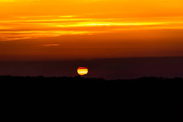 Sonnenuntergang Auf Einem Feld Den Herbstlichen Karpaten — Stockfoto