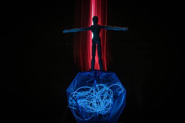 Deneyci bir bilim adamının metaforik hayatı