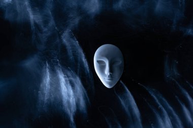 İnsanın metaforik yaratılışı