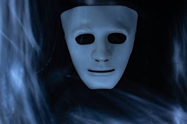 İnsanın metaforik yaratılışı