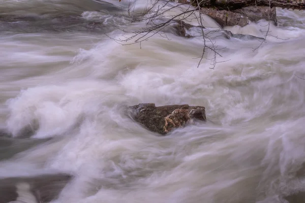 Río Montaña Que Fluye Las Montañas Cárpatos —  Fotos de Stock