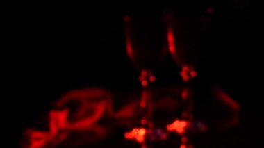 Çalkantılı ilişkilerin metaforik durgun hayatı