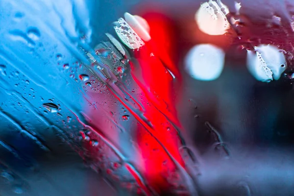 Дощ Склянці Позашляховика Тлі Вогнів — стокове фото
