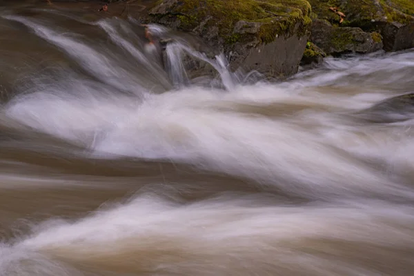 Belle Onde Materiche Fiume Montagna — Foto Stock