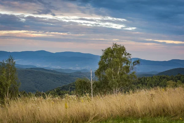 Sonnige Hochlandlandschaft Spätsommer — Stockfoto