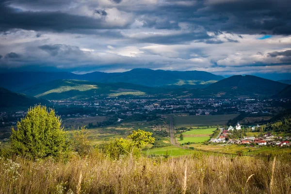 Paisaje Otoñal Atardecer Valle Las Montañas Cárpatas — Foto de Stock