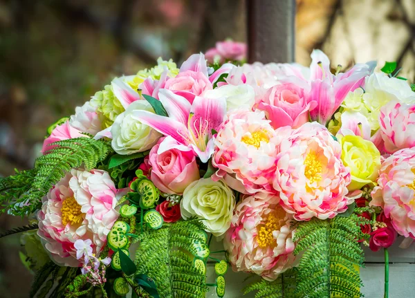 Konstgjord blomma — Stockfoto