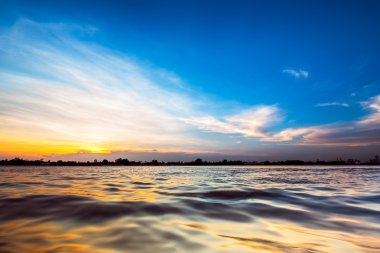 Yumuşak ve güneş ışığı bulanıklık