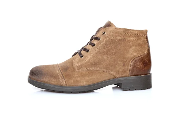 Zapatos de cuero marrón clásico de los hombres aislados sobre fondo blanco —  Fotos de Stock