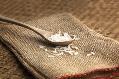 Asya beyaz pirinç ya da pişmemiş