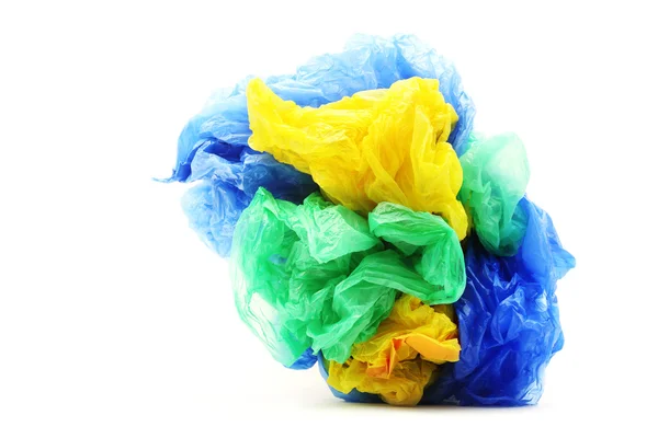 Beyaz bir arka plan üzerinde izole plastik torbalar