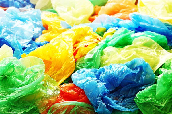 Beaucoup de sacs en plastique colorés — Photo