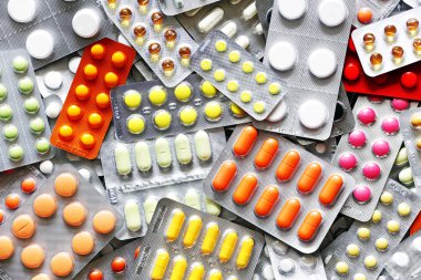 Çok fazla ilaç hap paketlerine